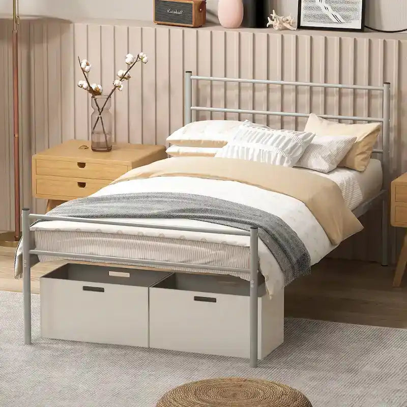 Letto a piattaforma singolo in metallo nero/argento con testiera e pediera