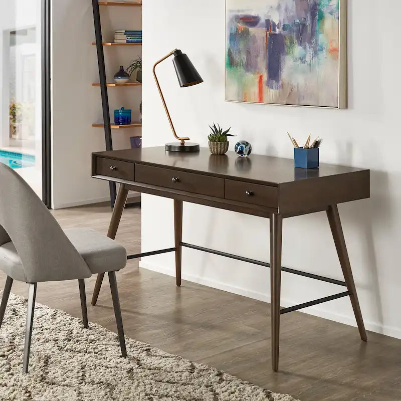 Scrivania da Scrittura Mid-Century Modern in Legno di Gomma Marrone/Noce Scuro con 3 Cassetti e Gambe Affusolate per 1 Persona