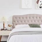 Testata letto matrimoniale "King Size" in lino grigio/beige con bottoni trapuntati, altezza regolabile e gambe in legno di hevea, per 1-2 persone