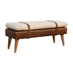 Panca rivestita in bouclé color rovere e pelle di bufalo, con gambe in legno massello, per 2 persone